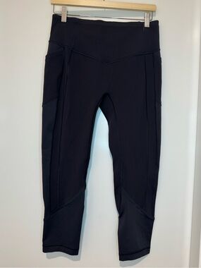Lululemon Black High Rise Cropped Leggings Side Pocket Women’s Size 10